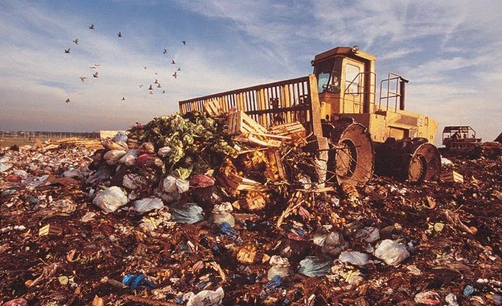 Dampak Sampah Plastik Terhadap Tanah